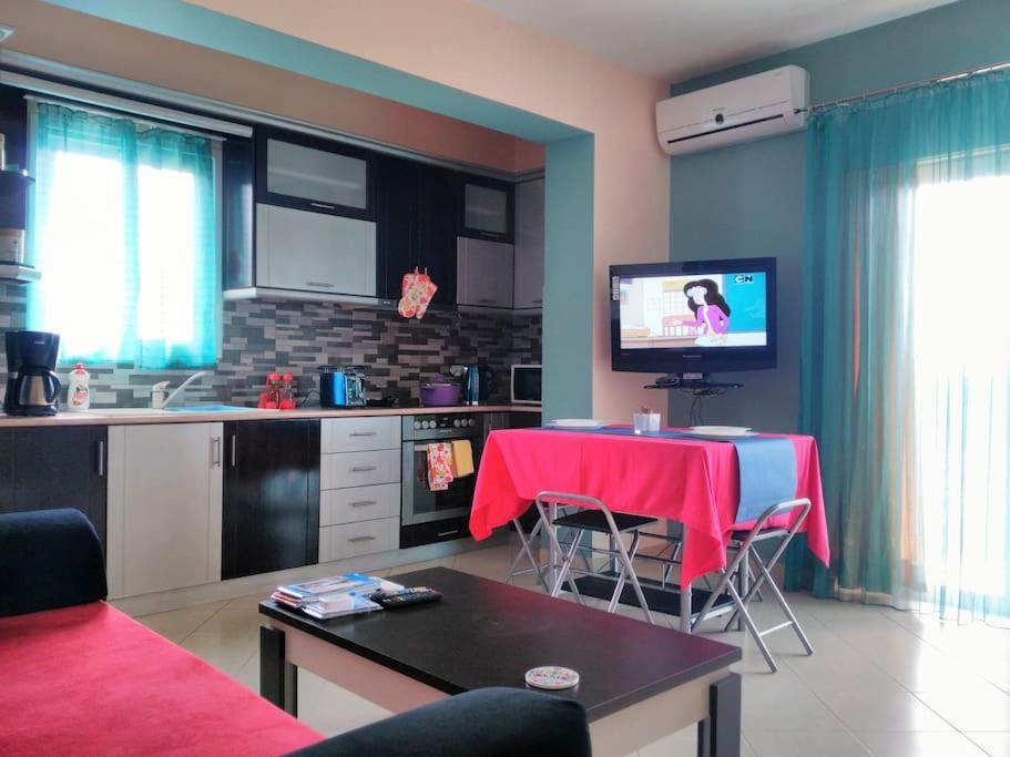 Sunny Apartment Sarande Exterior photo